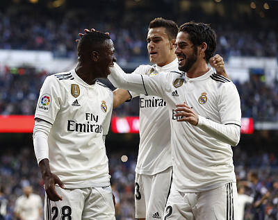 晋级八强已是极限?皇马深陷四大死穴,欧冠夺冠恐成奢望?