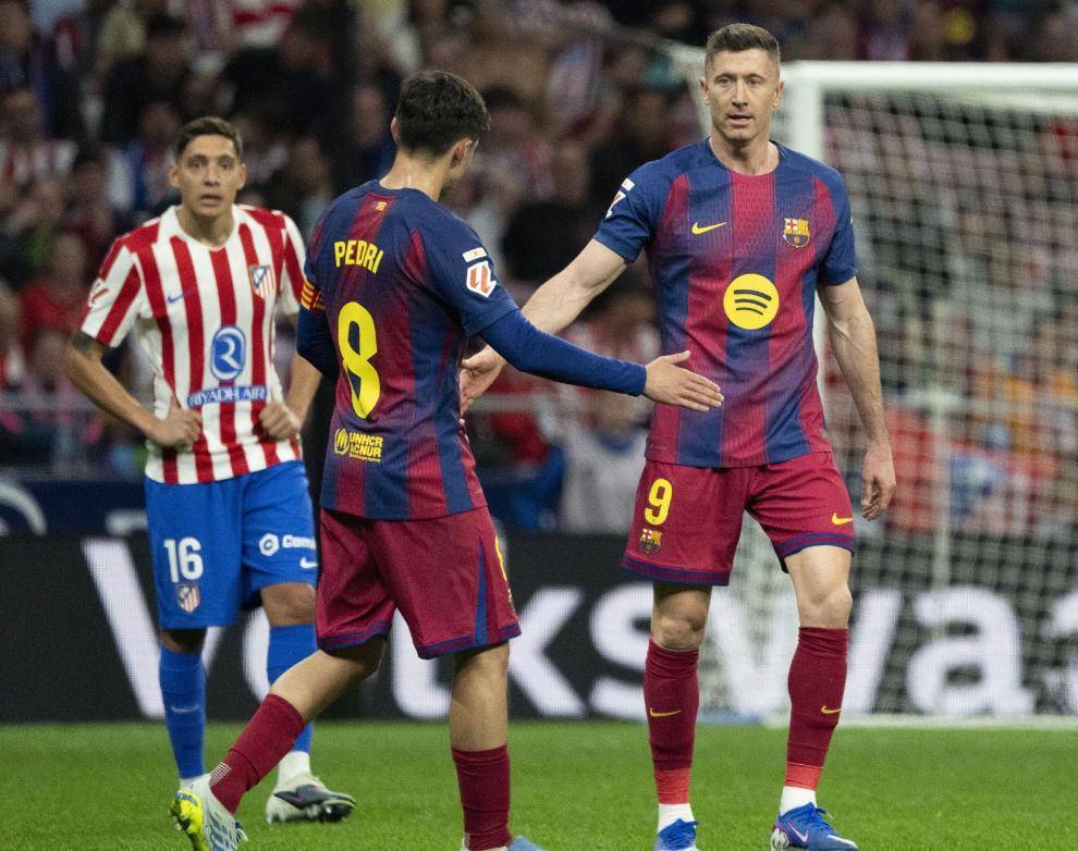 足坛一夜动态:曼城4-0大胜利物浦,拜仁绝境重生,巴萨绝杀马竞